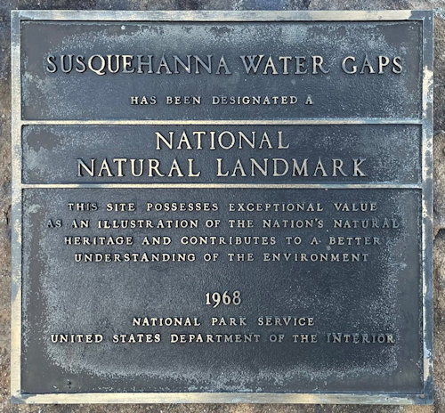 Plaque